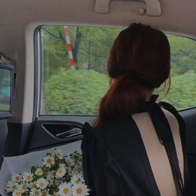 圈内顶流被曝言论翻车，短时间内直播间画面流出